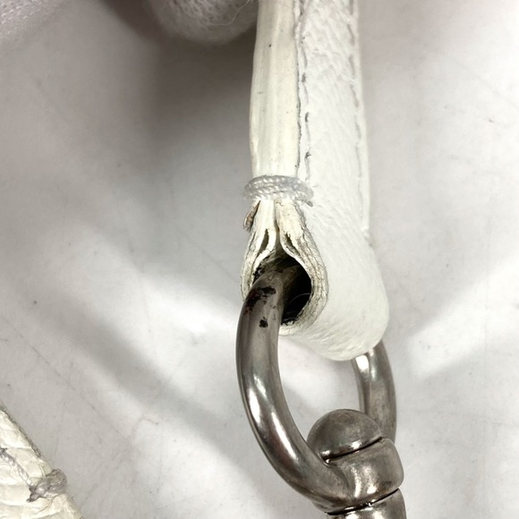 BALENCIAGA White Shoulder Bag - Picture 15 of 16